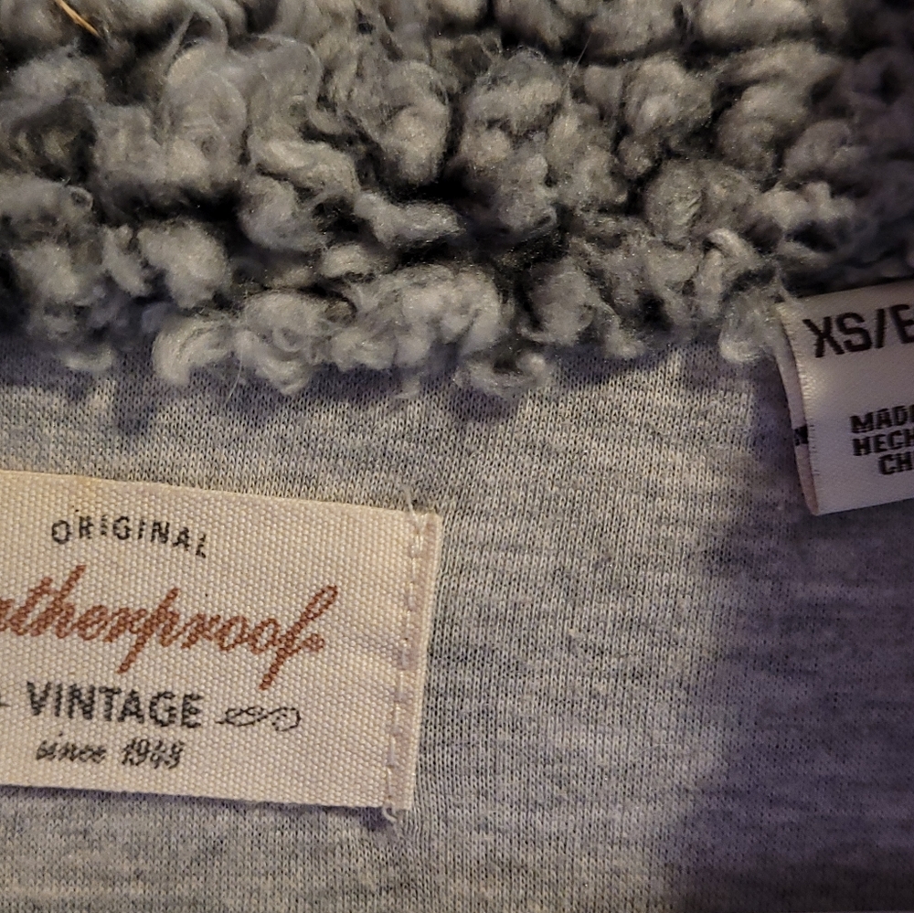 Sweater - Picture 2 of 5